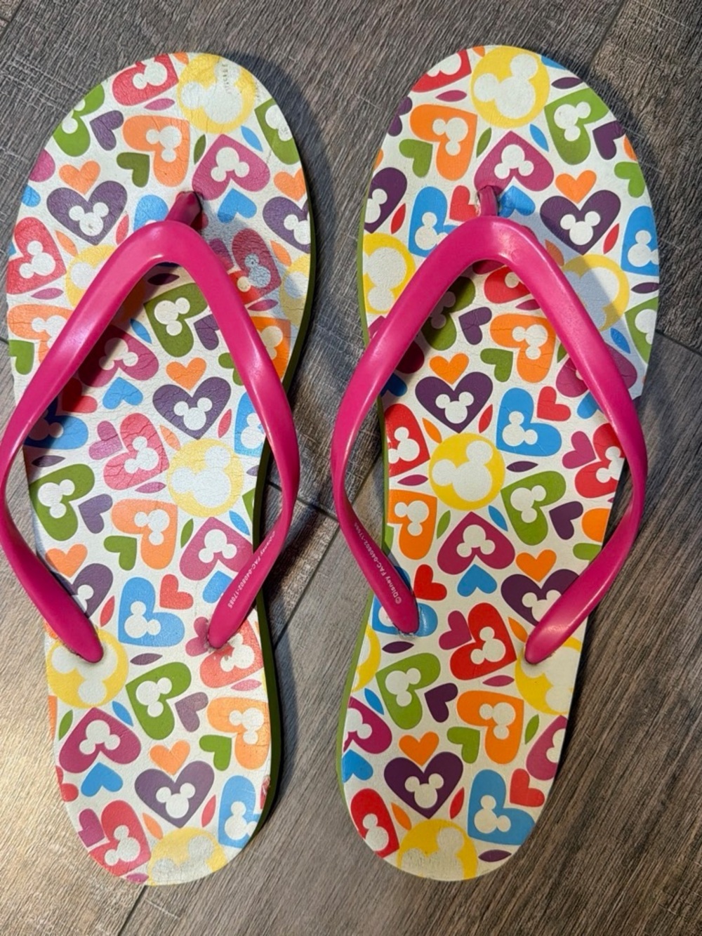 Women's Colorful Heart-Print Flip Flops with Pink Straps size 9-10